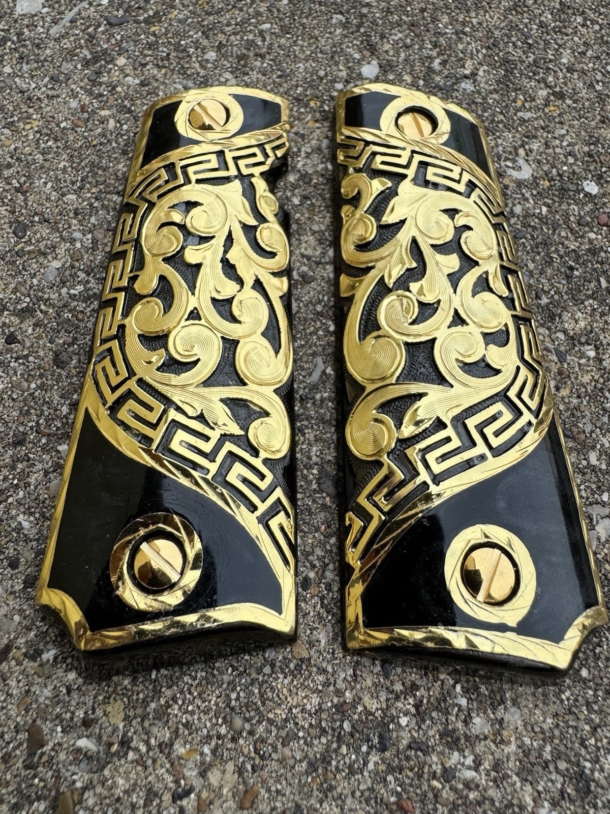 1911 45 38 Super Full Size Gold Gun Pistol Grip Cachas Chapeado & 24K Screws