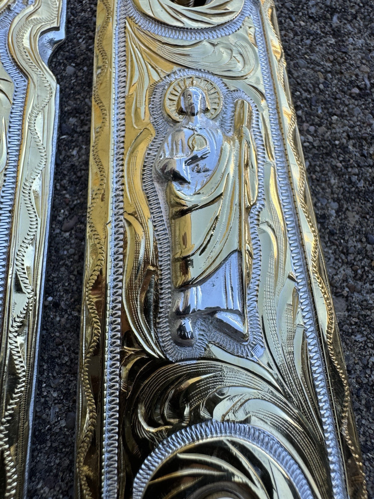 1911 Full Size 45 38 Super San Judas Gold Gun Pistol Grip Cachas & 24K Screws